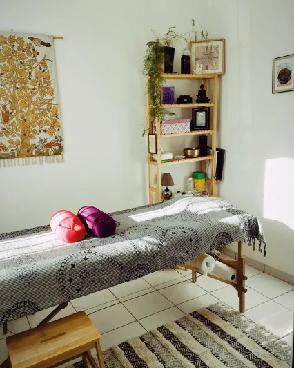 Cabinet auriculotherapie reiki numerologie aimargues gard